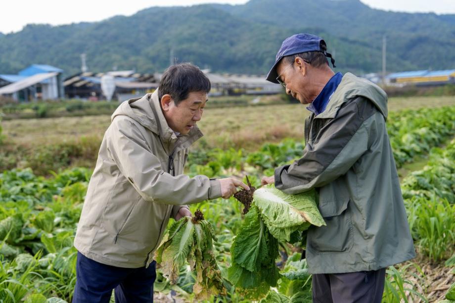증평군, 가을장마 피해 농가 현장점검 및 농민 격려