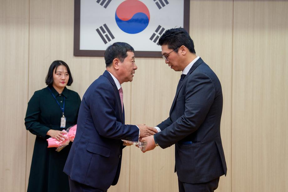 증평군, 제45회 흰지팡이의 날 기념...“편견 없는 사회 기대”