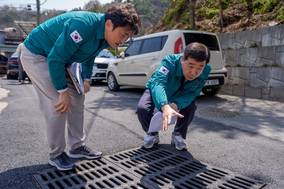 증평군, 싱크홀 예방 ‘선제 대응’...주요 도로 긴급 점검
